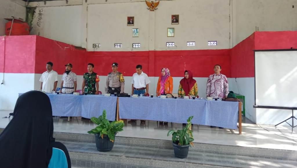 Polsek Ketahun Sosialisasikan Saber Pungli di Desa Bukit Makmur