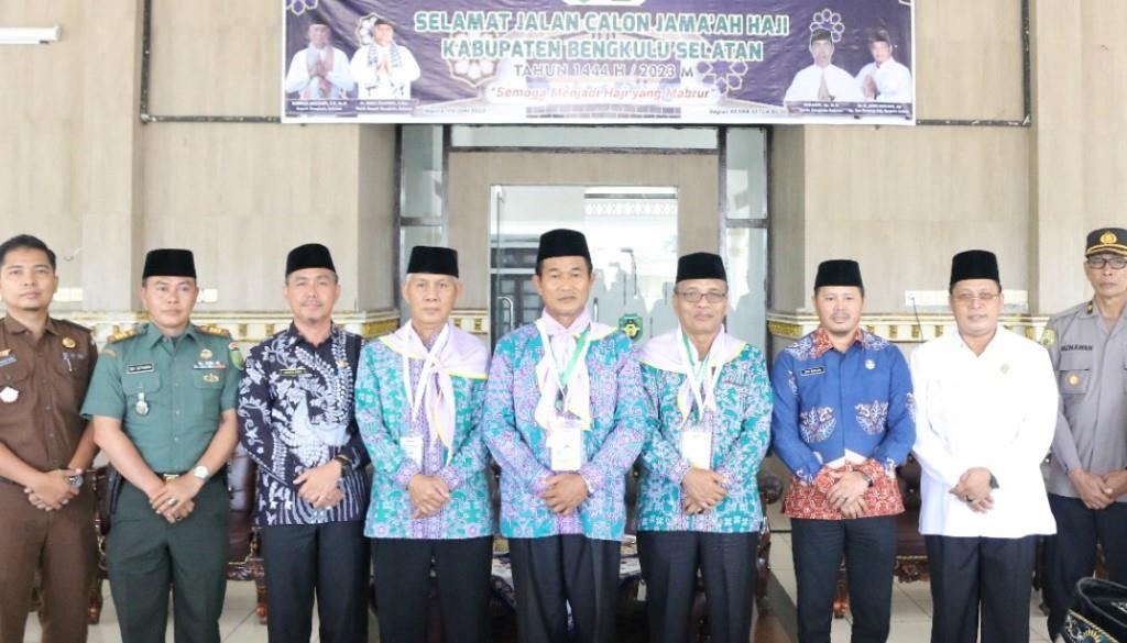Pemkab Bengkulu Selatan Lepas 132 Calon Jemaah Haji
