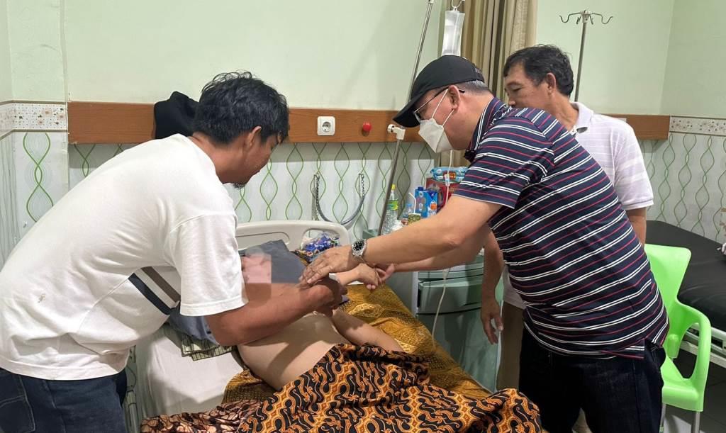 Korban Kecelakaan Tragis di Bengkulu Selatan Dikunjungi Gubernur