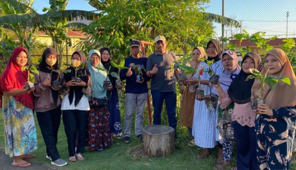Usin Ajak Warga Tanam Pisang Cavendish, untuk Ketahanan Pangan dan Konvergensi Stunting
