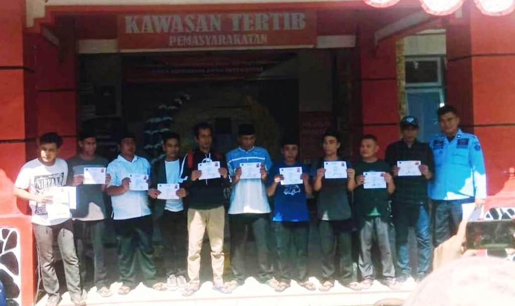 13 Petani Air Palik Dibebaskan, Perjuangan Mengusir PT BRS Terus Berlanjut