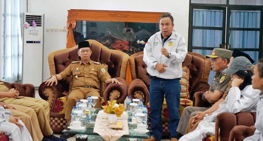Muharamin Targetkan 5 Atlet FORKI Bengkulu Raih Medali di PON 2024