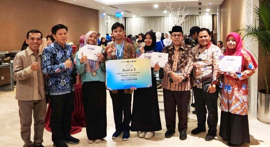 Wakili Bengkulu, Tiga Siswa MAN IC Benteng Raih Prestasi di Ajang Madrasah Fest 2023