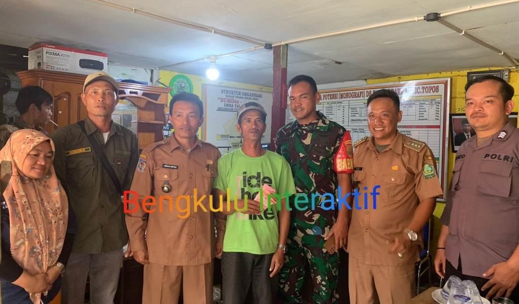 Usai Bagikan BLT-DD, Kades Talang Baru I Minta Warga Jaga Kondusifitas Desa