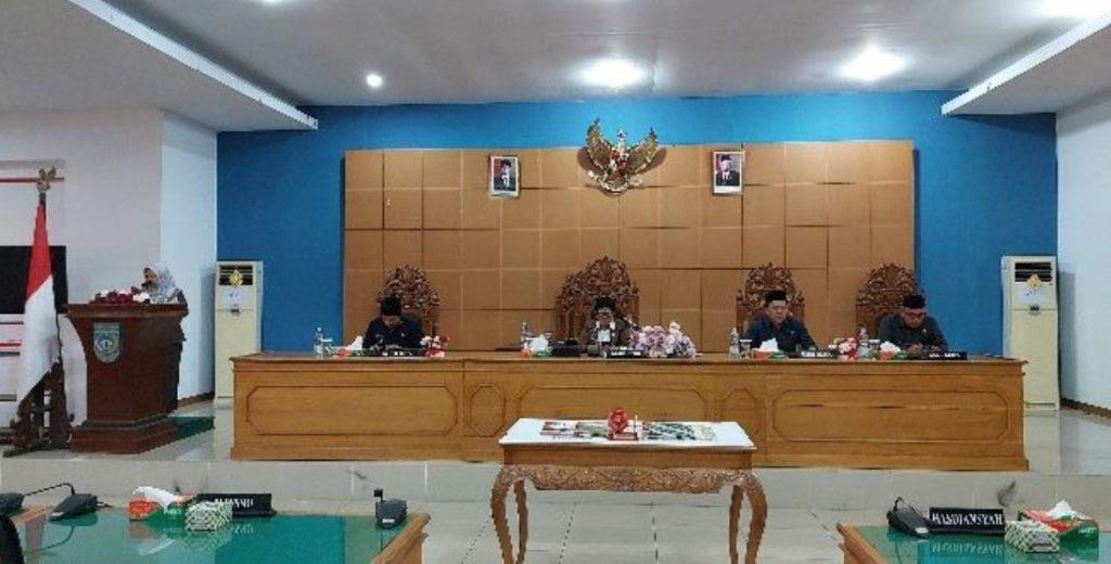 DPRD BU Gelar Rapat Paripurna Bahas Laporan Banggar Terkait KUPA PPAS Tahun 2023