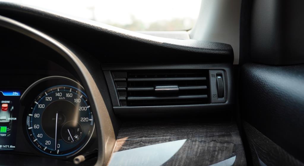 Hadapi Cuaca Panas, Ini Cara Cepat Netralkan Suhu Kabin Mobil