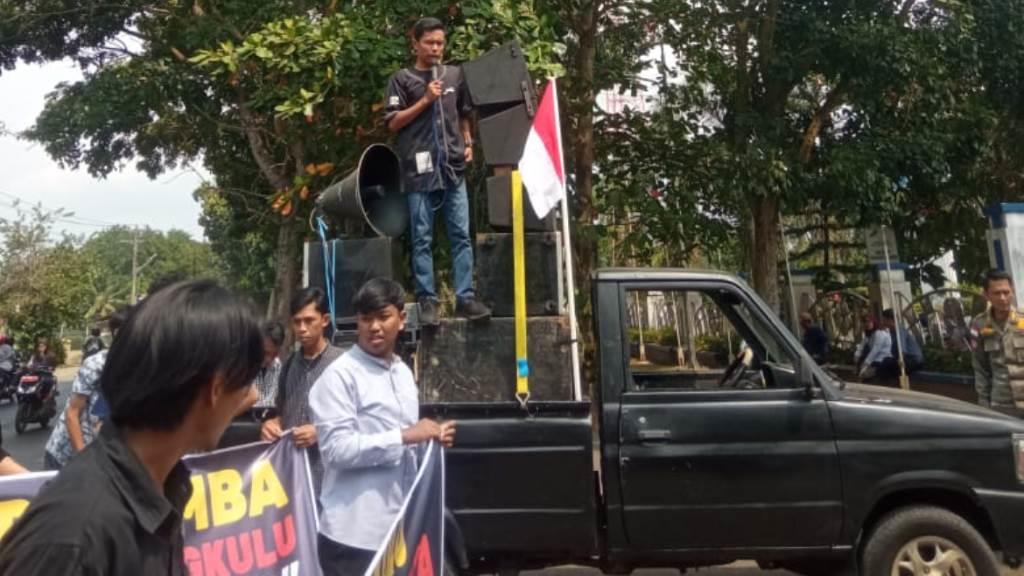 Penolakan Arif Gunadi Terus Bergejolak, DPRD Kota Bengkulu Kembali Didemo