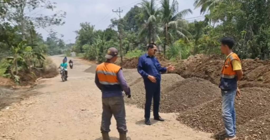 Komisi III DPRD Provinsi Bengkulu Tinjau Proyek Irigasi dan Jalan di Bengkulu Utara