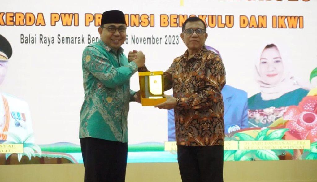 Bangun Kolaborasi, Asisten I Pemprov Bengkulu Buka Konkerda PWI