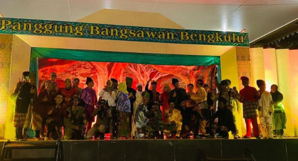 Libatkan Anggota Dewan sebagai Aktor, Pentas Drama Kisah Ratu Samban Sukses Digelar