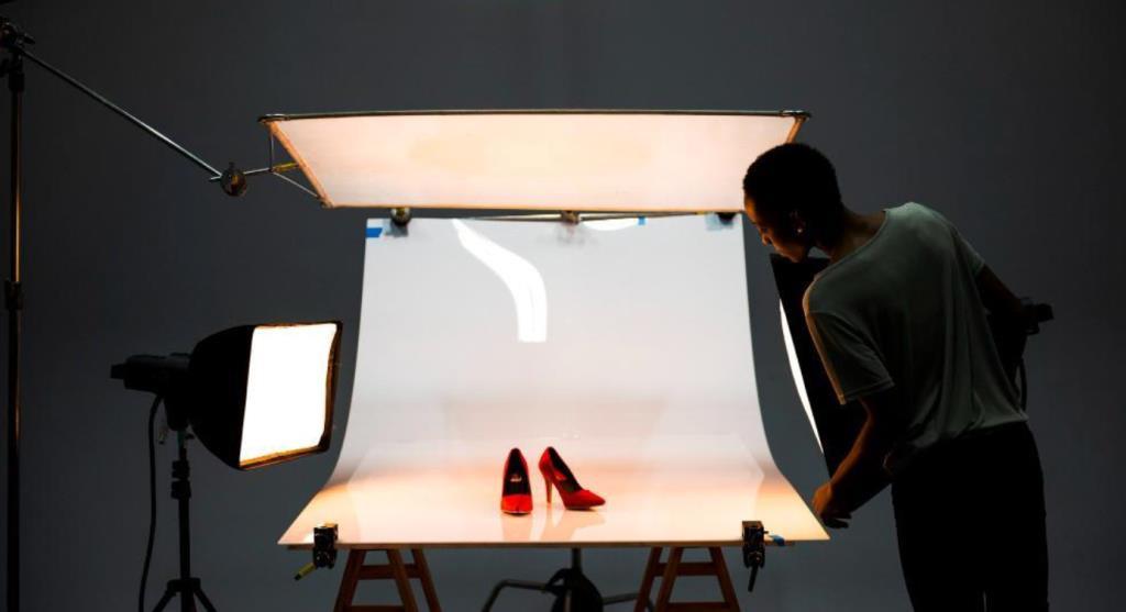 Pahami Fungsi Reflektor pada Fotografi dan Rekomendasi Produknya