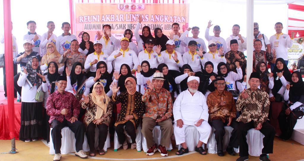 Gubernur Rohidin Hadiri Reuni Akbar SMK Negeri 2 Rejang Lebong