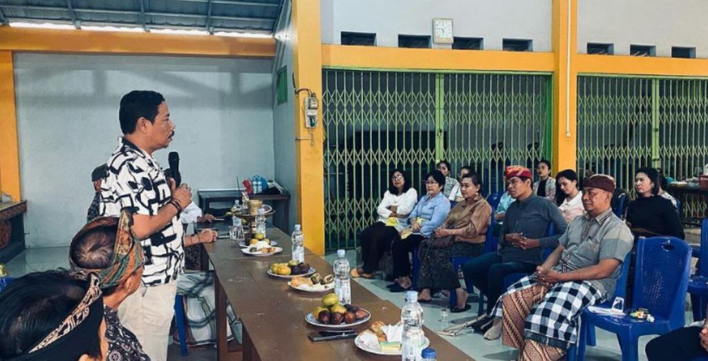 Silaturahmi dengan Warga Hindu, Usin Sembiring Ajak Masyarakat Hormati Keberagaman