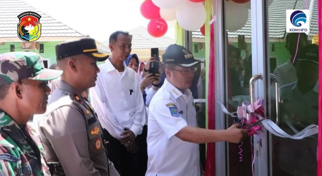 Bupati Mukomuko Resmikan Gerai Pangan Lokal Milik Dispangtan