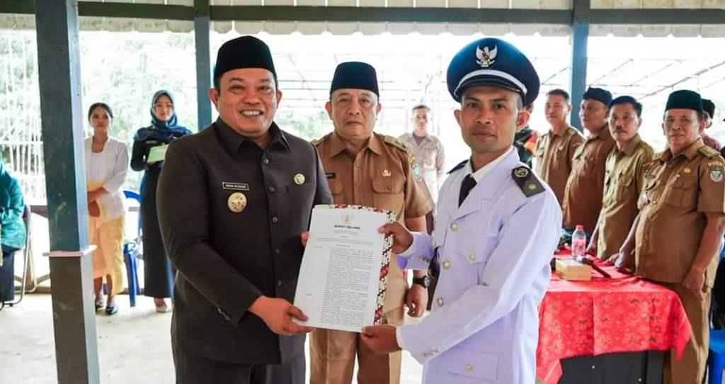 Bupati Erwin Pesankan Ini di Pelantikan Kepala Desa Banyu Kencana