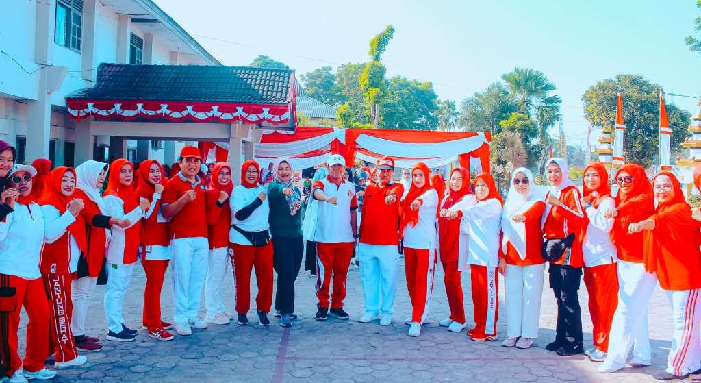 Peringati Hari Ibu, DP3APPKB Gelar Senam Jantung Sehat dan Bazar Murah