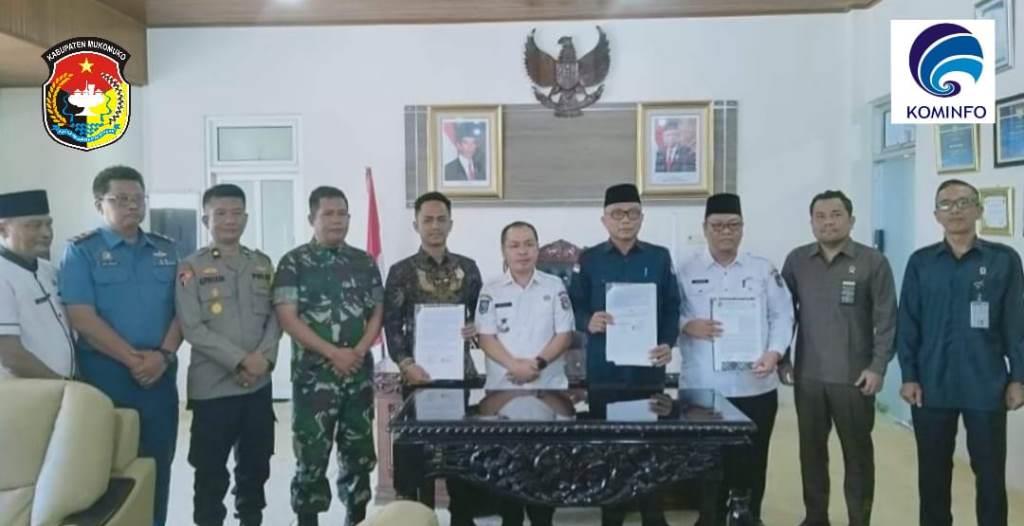 Bupati Sapuan Tandatangani NPHD Dana Pilkada 2024