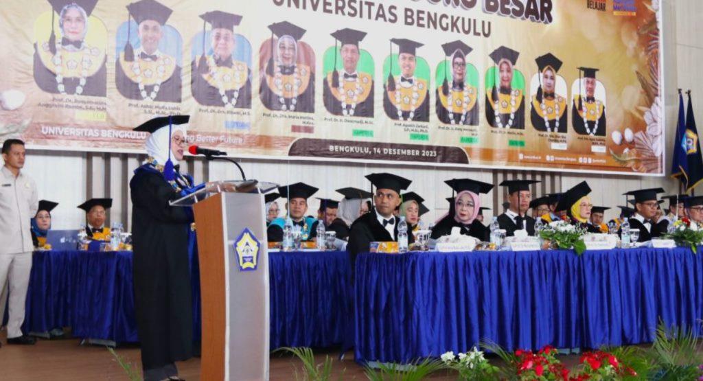 Unib Kukuhkan 10 Guru Besar, Ini Daftarnya!