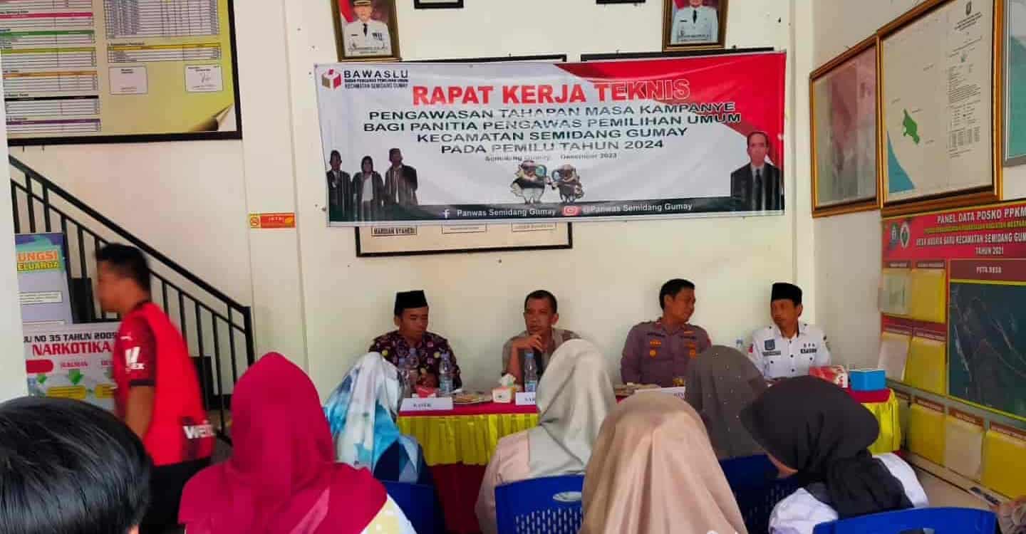 Panwascam Semidang Gumay Gelar Rakernis Penguatan Pengawasan Tahapan Masa Kampanye