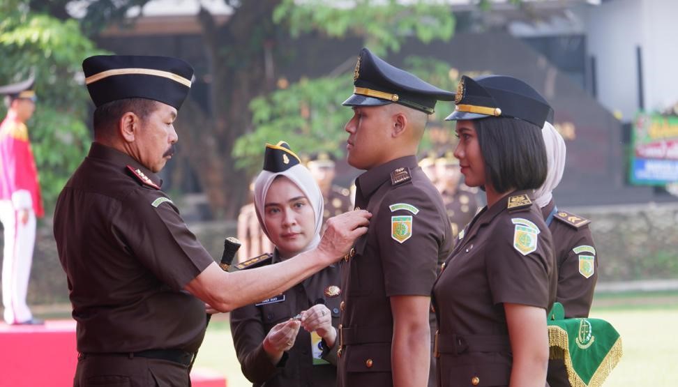 Lantik Peserta PPPJ, Jaksa Agung Tekankan Patuhi Kode Etik Profesi