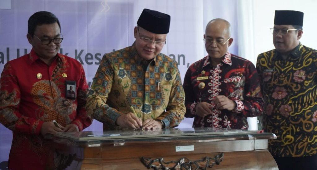 Gubernur Rohidin Resmikan Gedung Perpustakaan Bengkulu Selatan