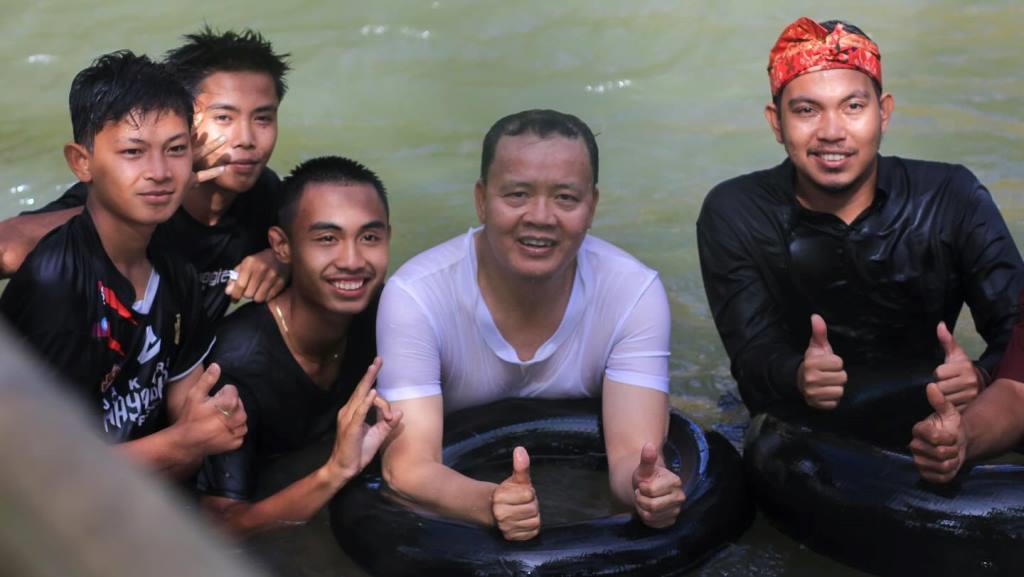 Gubernur Rohidin Jajal Wisata Air Sungai Kungkai