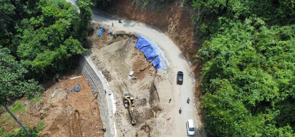 Pemasangan Bronjong dan Pengaspalan Jalan Liku 9 Dikebut Jelang Arus Mudik