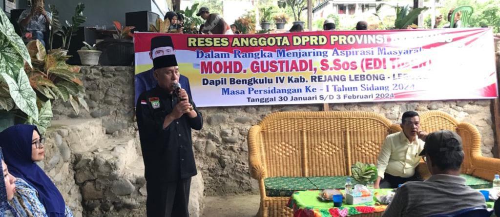 Mohd Gustiadi Soroti ‘Retaining Wall’ Permohonan Warga Saat Reses
