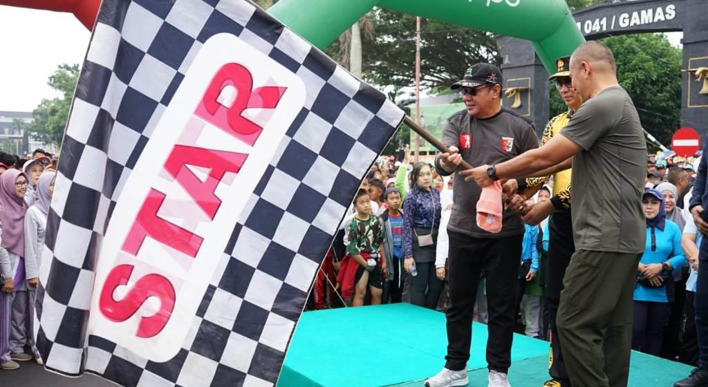 Wagub Rosjonsyah Ikuti Jalan Santai HUT ke-78 Korem 041/Gamas Bengkulu