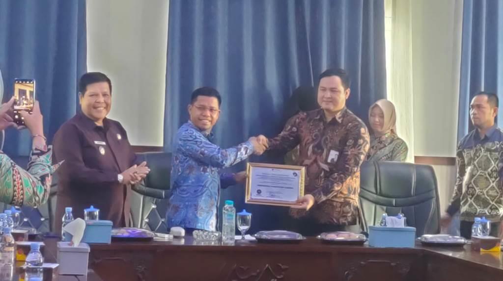 Pemda Lebong Raih Peringkat Tiga Terbaik Pelayanan Publik