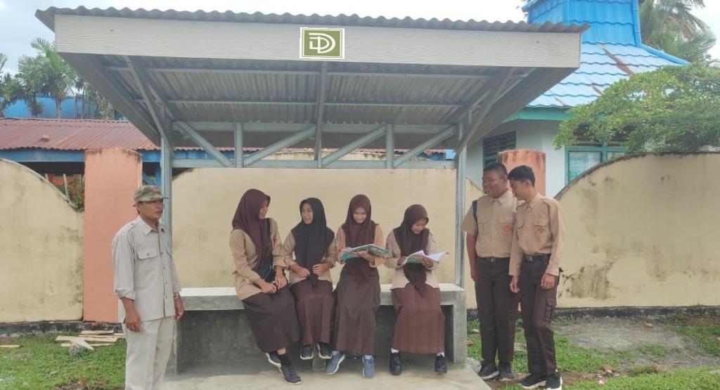 SMPN 2 Apresiasi Program “Satu Halte Satu Sekolah” Milik PT. DDP