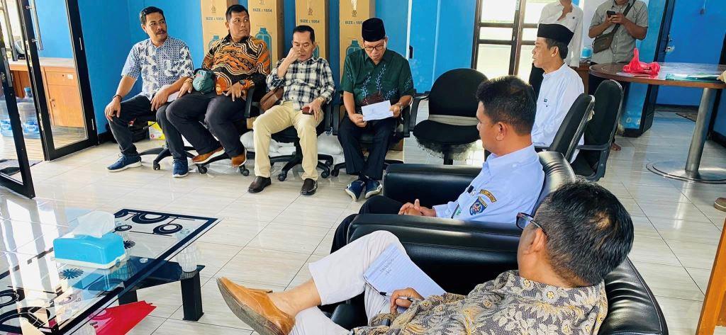 Anggota DPRD Provinsi Bengkulu Kunjungi Balai Benih Ikan di Depok