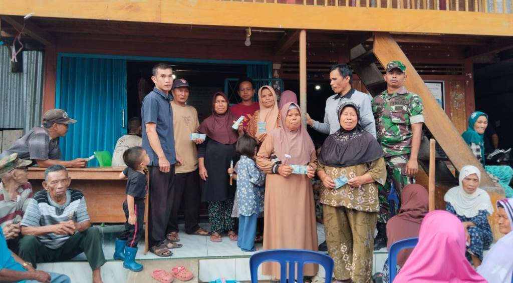 Camat Topos Apresiasi Verifikasi Penerima BLT Desa Ajai Siang