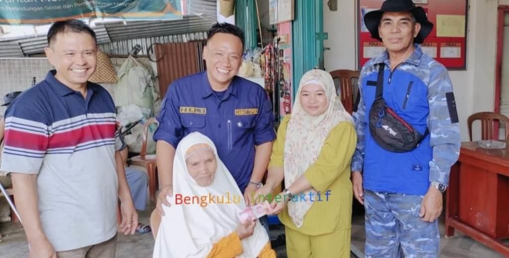 Pemdes Talang Baru II Salurkan BLT untuk 40 Keluarga Penerima Manfaat