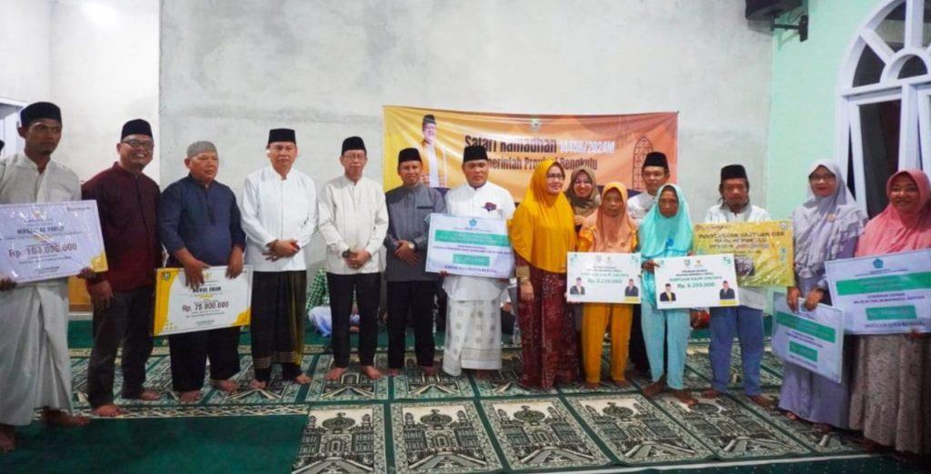 Safari Ramadan Perdana, Pemprov Bengkulu Serahkan Bantuan untuk 10 Masjid di Kaur