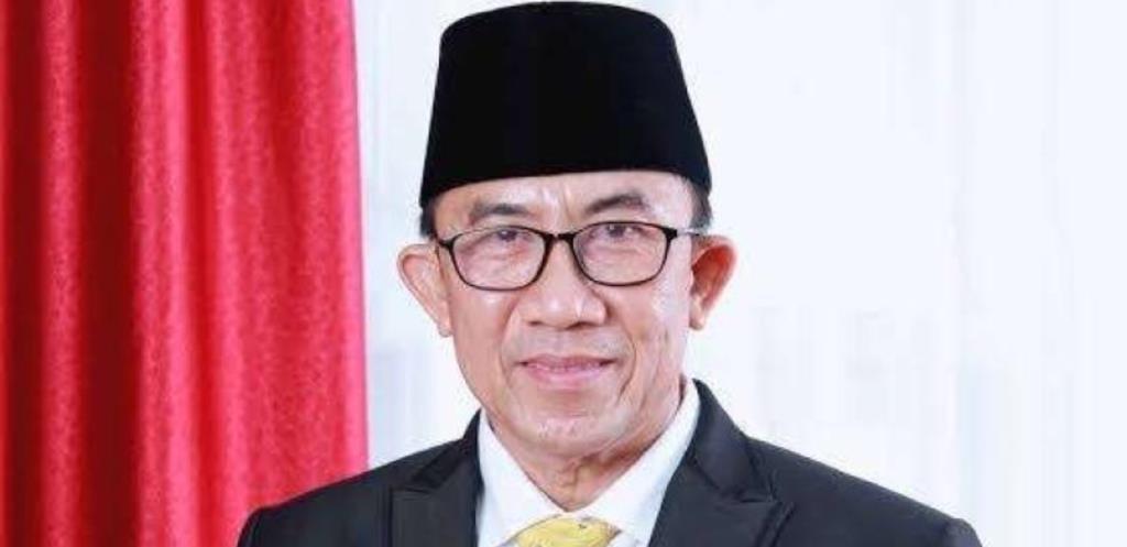 Karir Politik Samsu Amanah Hingga Akhirnya Raih Suara Terbanyak di Pemilu 2024