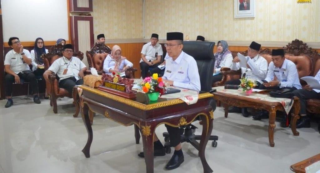 Sekda Isnan Verifikasi Hasil Penilaian Penerapan Sistem Merit