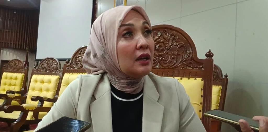 Erna Sari Dewi Nyatakan Serius Perjuangkan Persoalan Warga