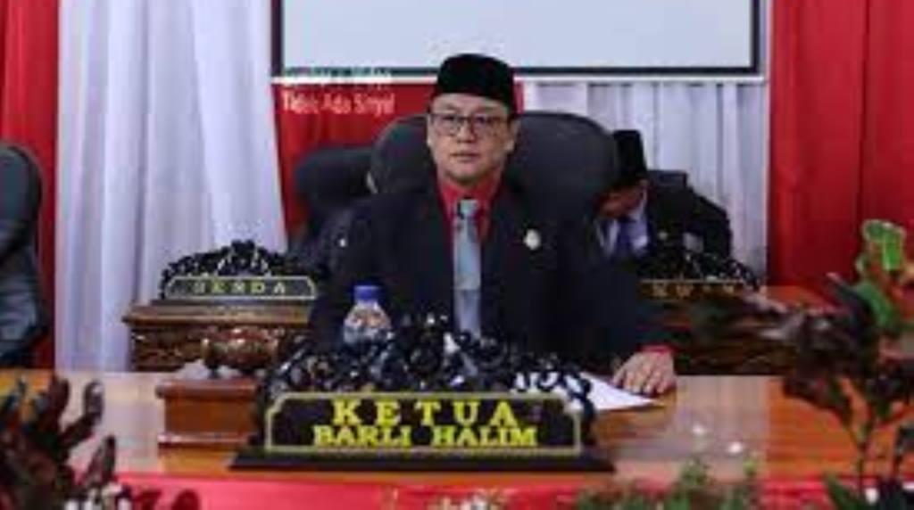 DPRD Ingatkan Bupati Segera Tuntaskan Pembangunan yang Belum Berjalan