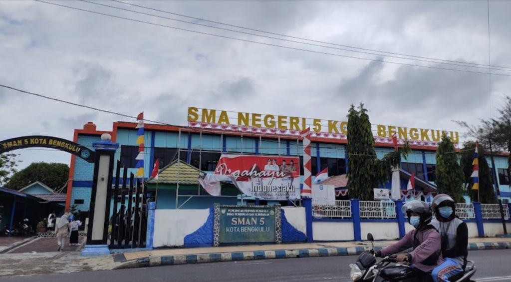 Kepala SMAN 5 Kota Bengkulu Diberhentikan Sementara