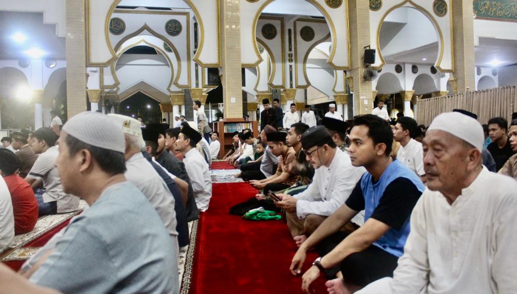 Jika Sudah Salat Tarawih dan Witir, Bisakah Melaksanakan Salat Tahajud?