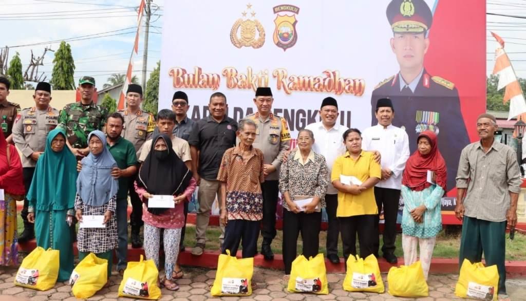 Bupati Erwin Sampaikan Ini di Kegiatan Bulan Bakti Sosial Polda Bengkulu