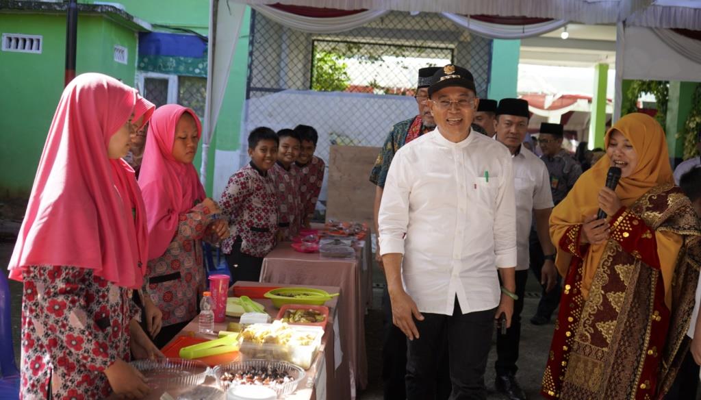 Bupati Gusnan hadiri Kibaksi 2024, Beragam Pertunjukan Digelar Siswa SD IT Al-Qalam