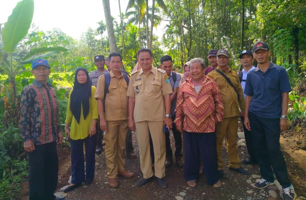 Pemdes Pematang Balam Lakukan Pembukaan Jalan Akses Usaha Tani