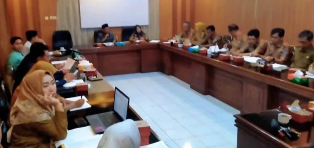 Bapemperda BU Gelar Rapat Bersama TAPD Bahas Kegiatan Masa Sidang Kedua TA 2024