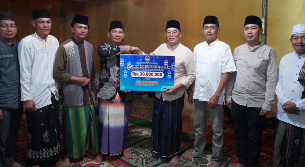 Bupati Gusnan Laksanakan Safari Ramadhan di Desa Lubuk Tapi