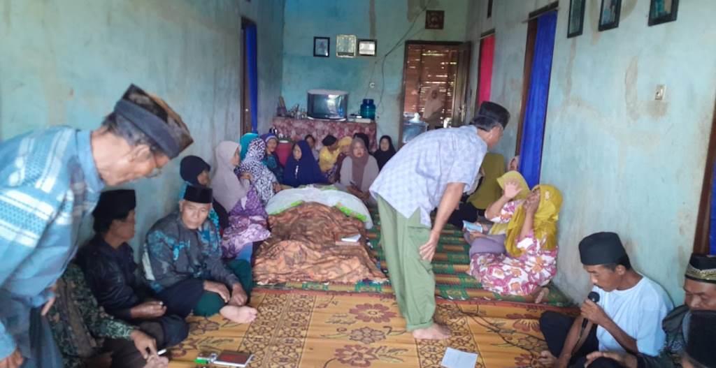 Wanita Muda Miliki Riwayat Rabun Menahun Tewas Gantung Diri