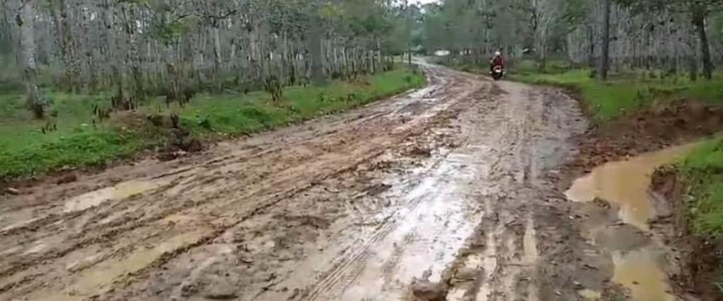 Warga Taba Lubuk Puding Urung Nikmati Program 1000 Jalan Mulus