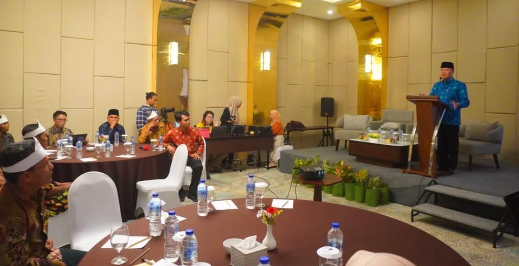 Gubernur Rohidin Dorong Percepatan Perda Masyarakat Adat Enggano