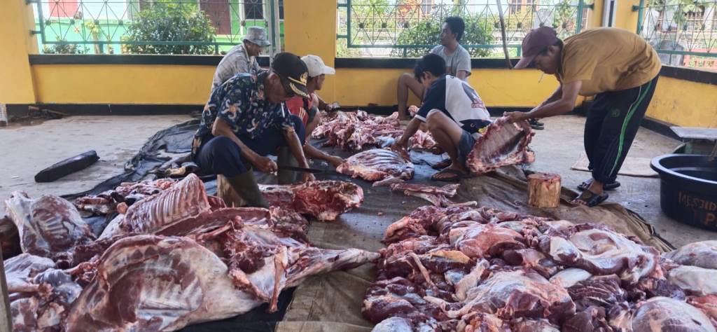 Desa Perbo Kurban 10 Hewan, Kades Berharap Momen Iduladha Tingkatkan Kepedulian Warga
